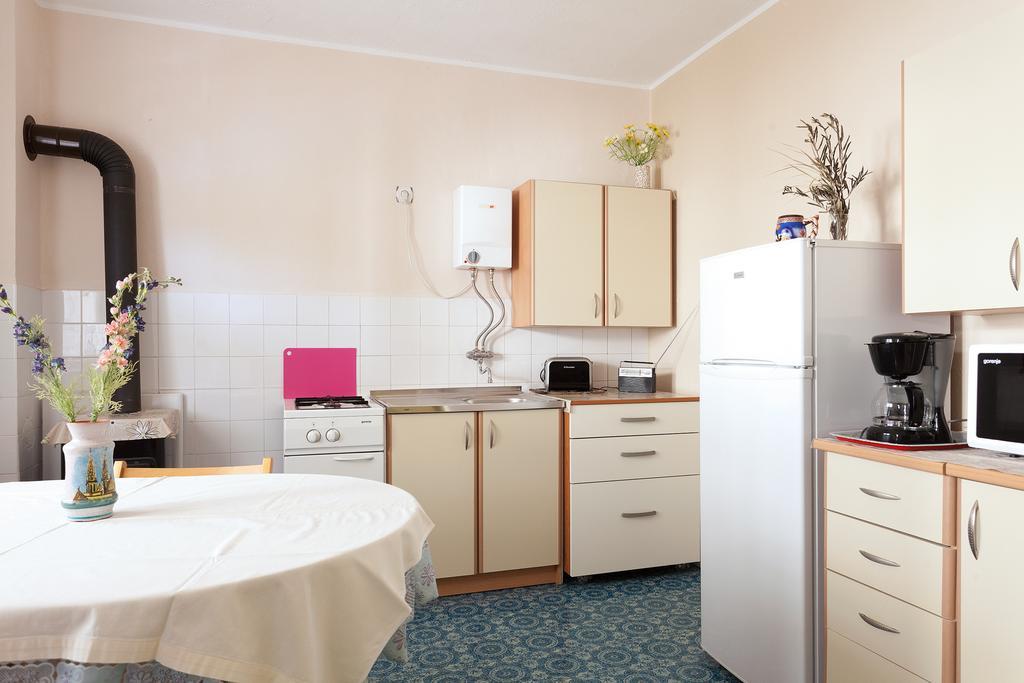 Apartament Apartman Davorka Karlobag Zewnętrze zdjęcie